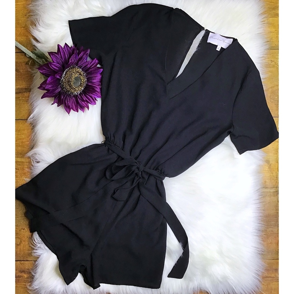 Charles Henry V Neck Romper - Picture 2 of 4